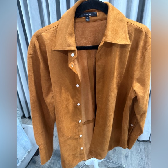 Kali Faux Suede Boyfriend shirt - Picture 2 of 3